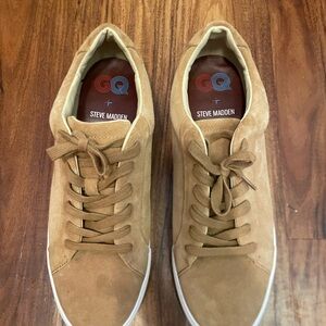 GQ Steve Madden Suede Sneaker